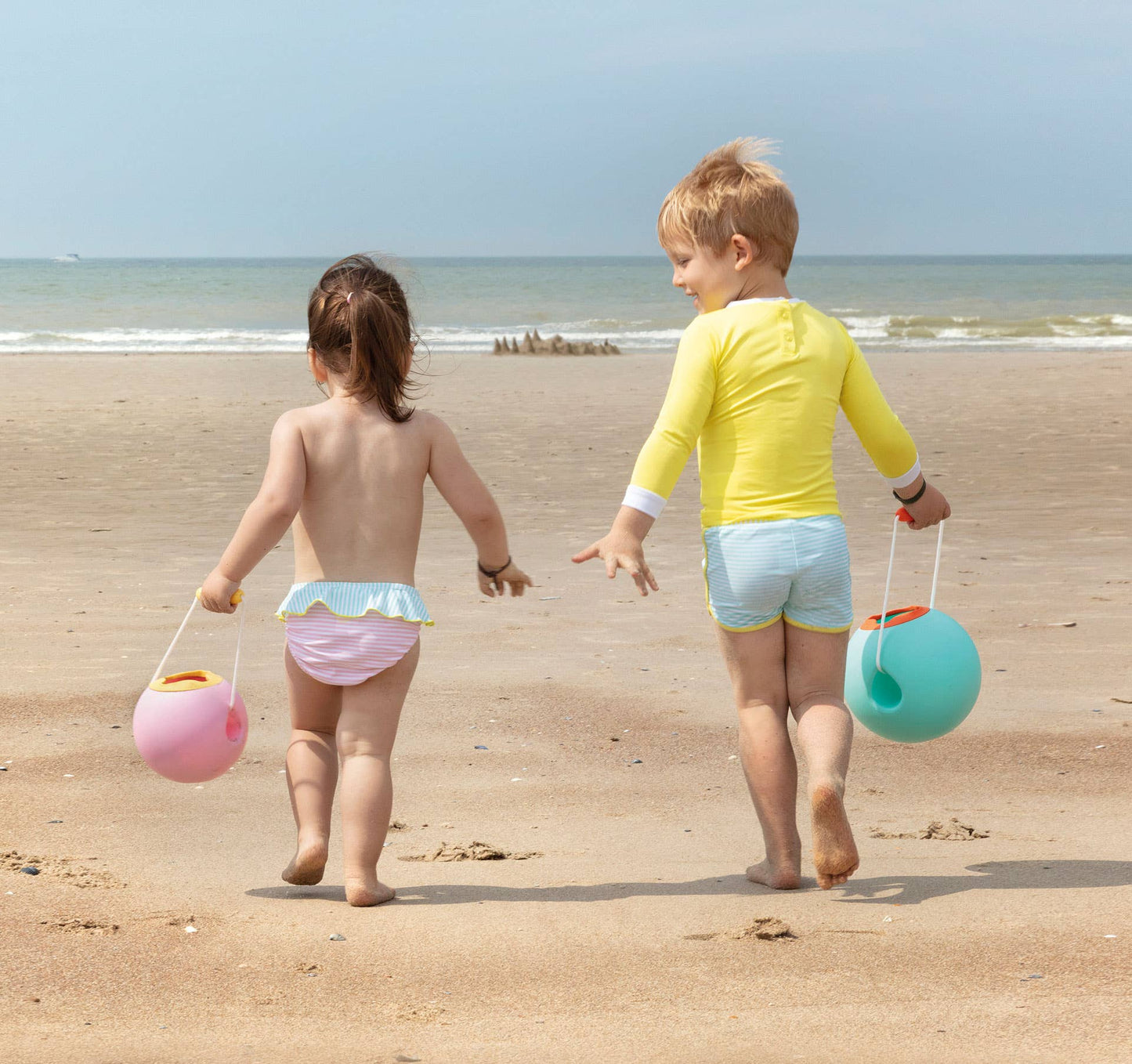 Mini Ballo - The No Spill Bucket