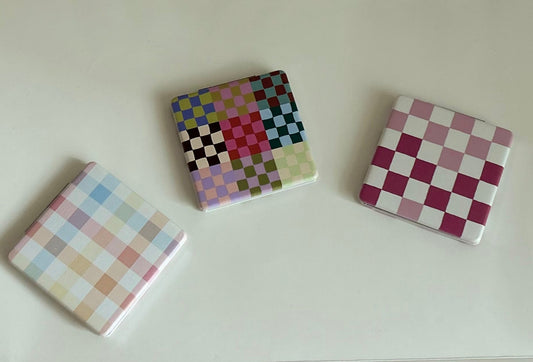 Peek-A-Pretty Pocket Mirror